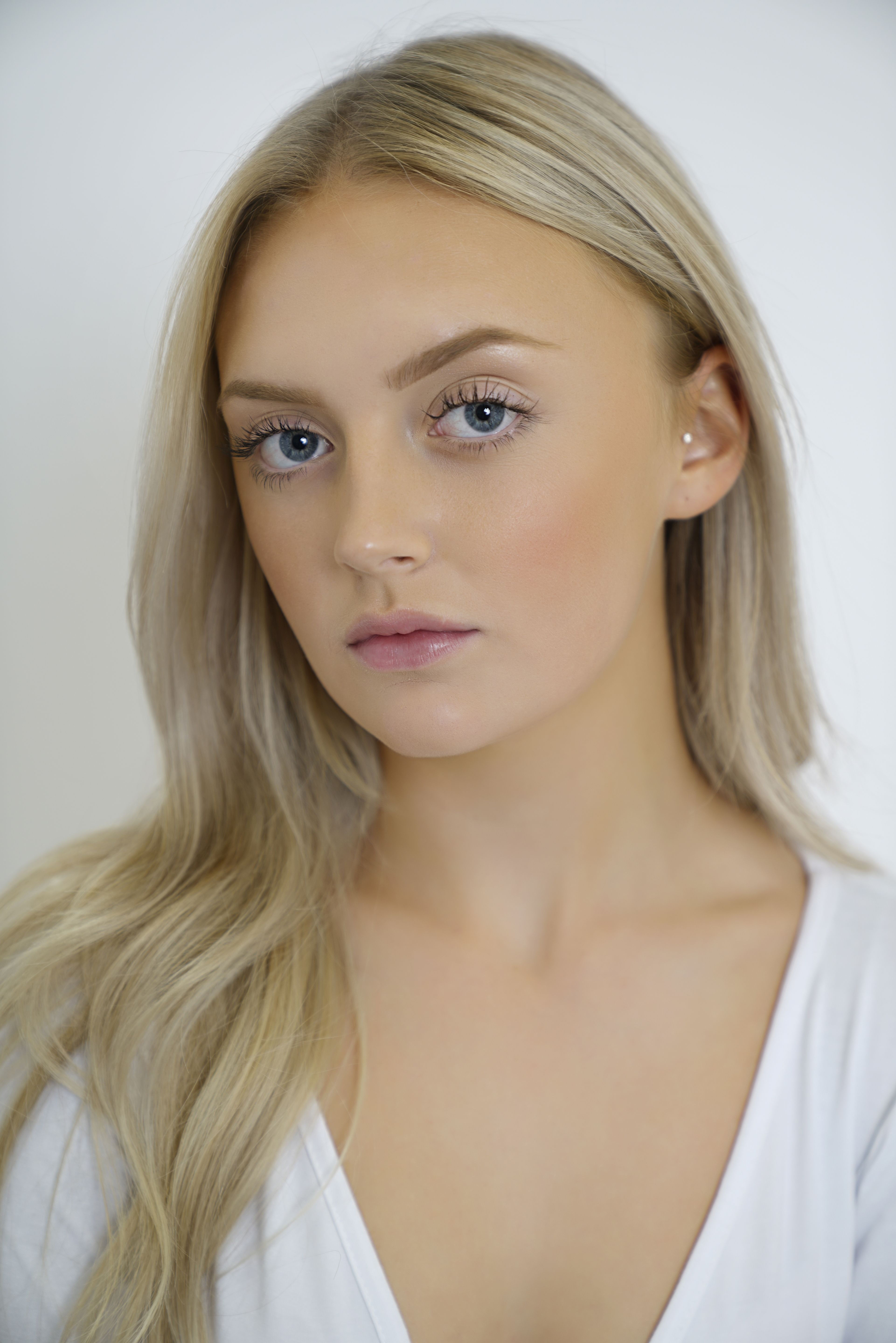 Eleanor Keegan Profile | YUMM - Your Model Management
