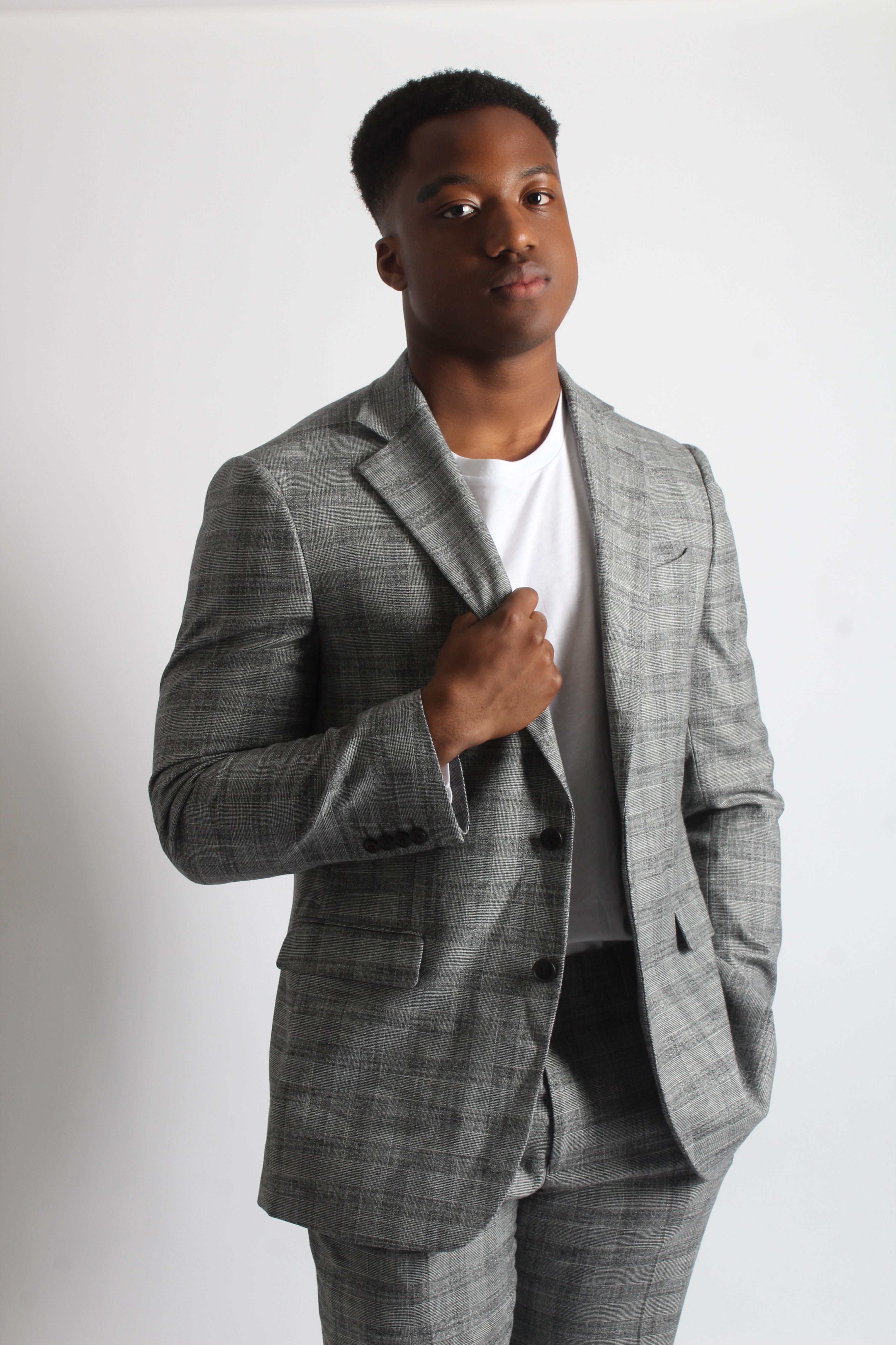 Edwin Obazee Profile | YUMM - Your Model Management